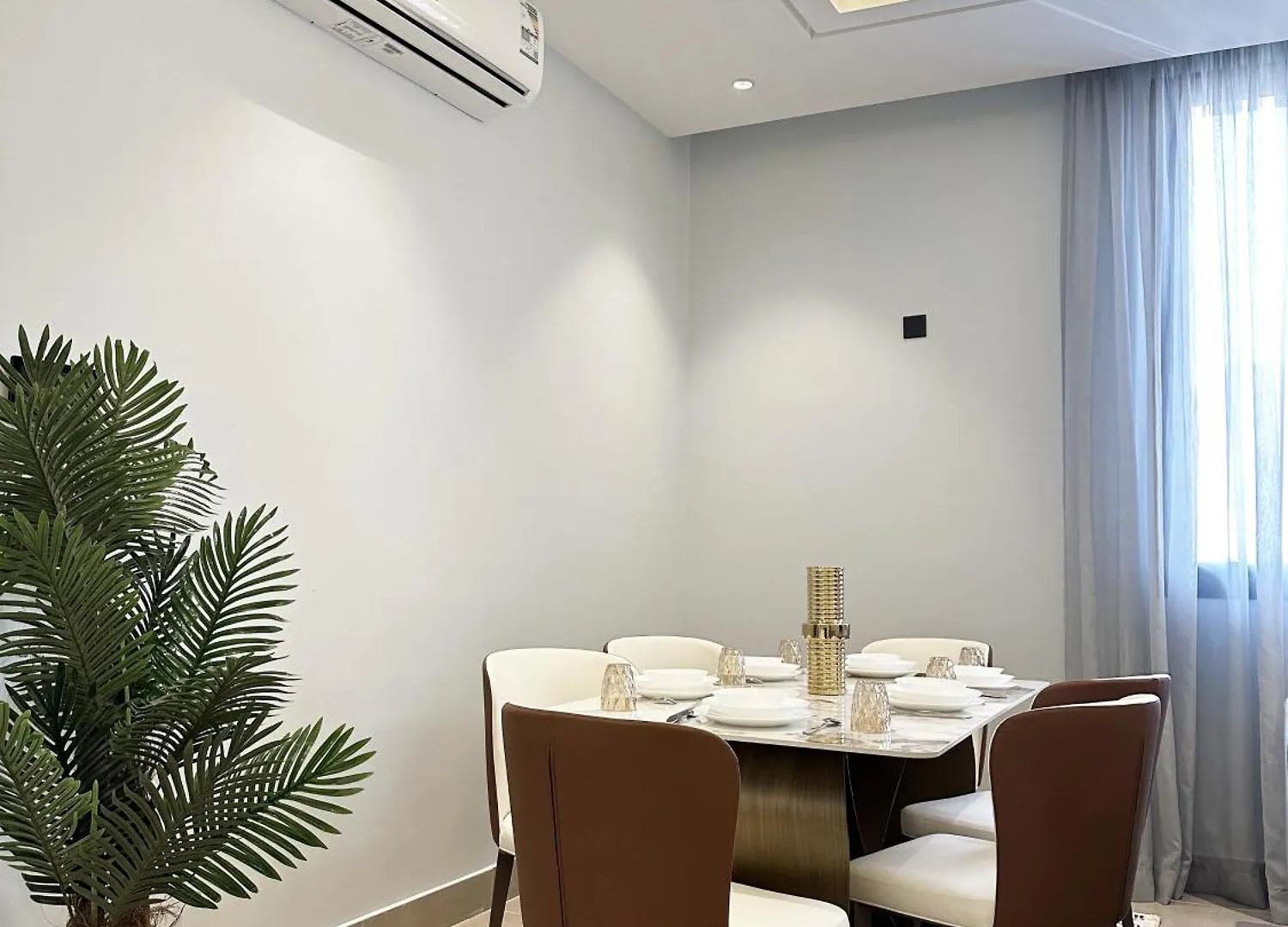 Kease Malqa B-1 Royal Blackness Az18 Riyadh Apartment